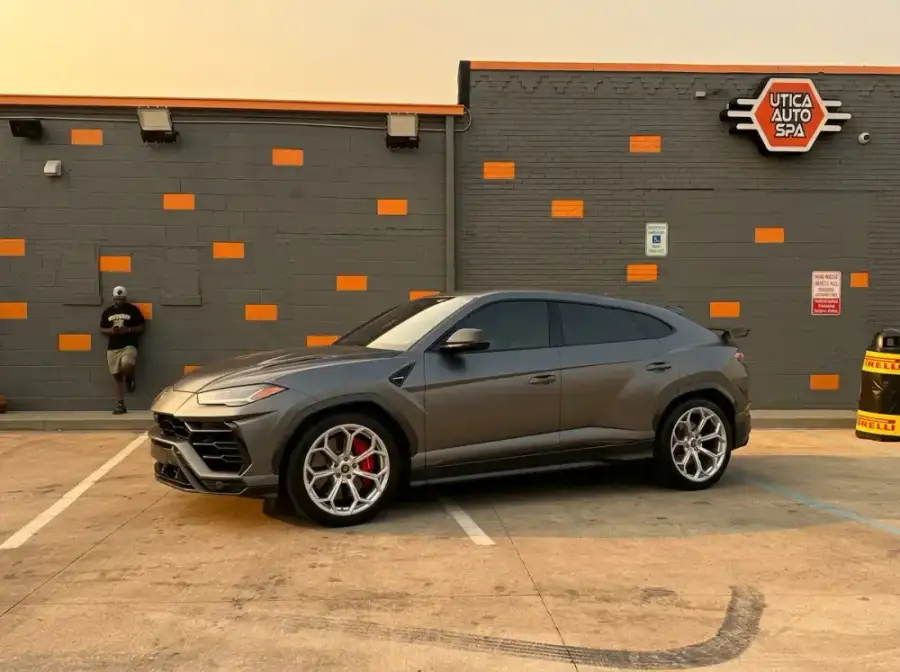 2024 Lamborghini Urus Performante before 24" Forgiato TEC 2.1 Forged Wheels